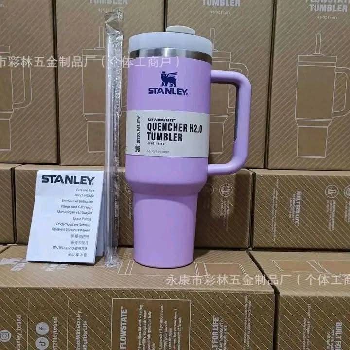 Buy Clothing in Bulk for Resale